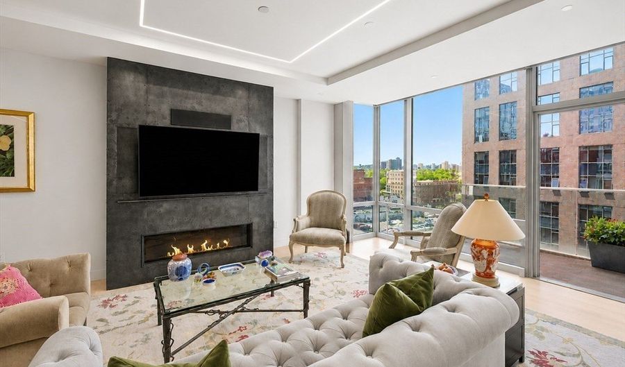 32 Traveler St #701, Boston, MA 02118 - 3 Beds, 3 Bath