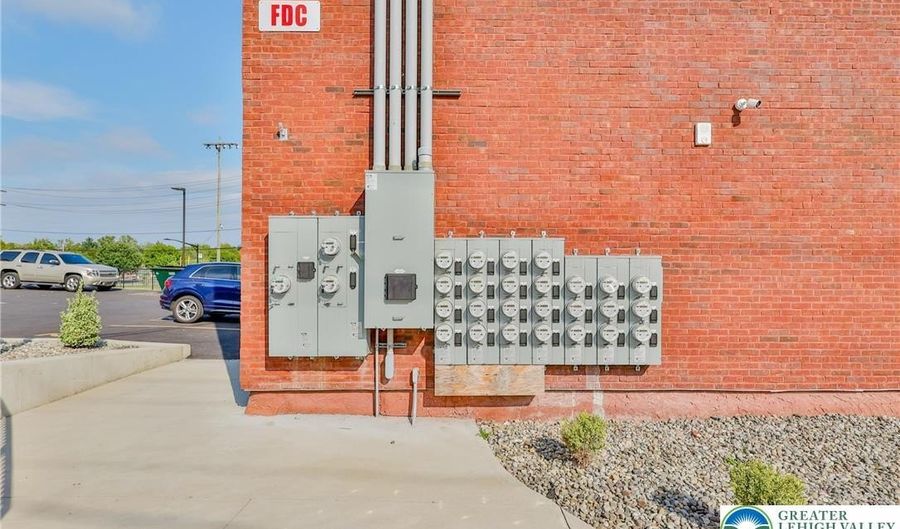 207 N Front St Warehouse, Allentown, PA 18102 - 0 Beds, 0 Bath