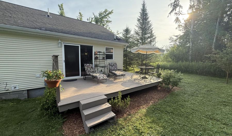 6590 6596 Admirals Pt, Alanson, MI 49706 - 4 Beds, 2 Bath