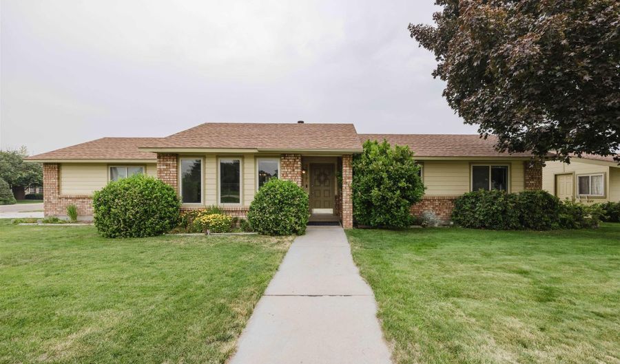 2917 Arlington Ave, Caldwell, ID 83605 - 3 Beds, 2 Bath