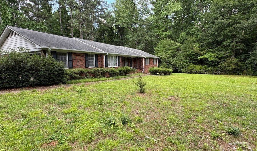 199 Williamsburg Ln, Athens, GA 30605 - 3 Beds, 2 Bath
