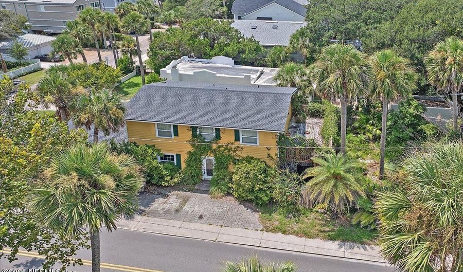 301 2ND St, Atlantic Beach, FL 32233 - 4 Beds, 3 Bath