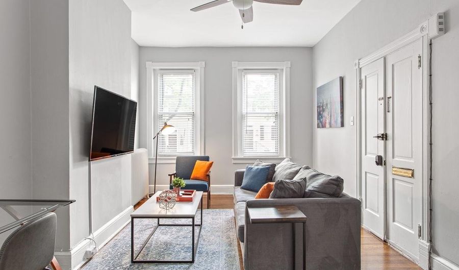111 PATRICK St N #1, Alexandria, VA 22314 - 2 Beds, 1 Bath