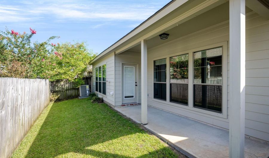 7975 Seville Ct, Baton Rouge, LA 70820 - 3 Beds, 2 Bath