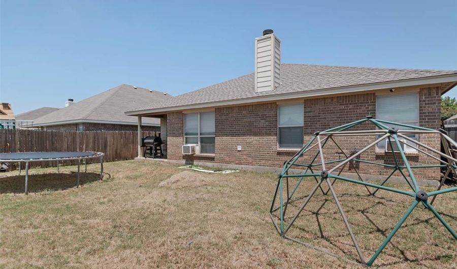909 Jodie Dr, Weatherford, TX 76087 - 3 Beds, 2 Bath