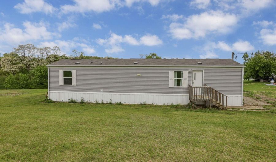 7925 Hunter Rd SW, Amanda, OH 43102 - 2 Beds, 1 Bath