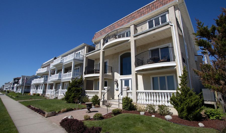 1007 Ocean Ave, Belmar, NJ 07719 - 4 Beds, 5 Bath