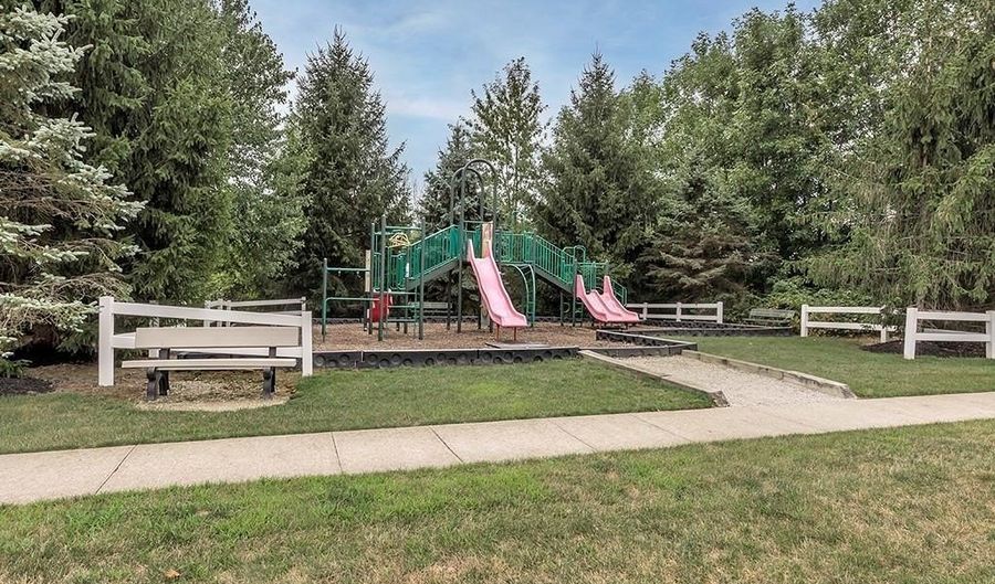 10375 Kerwick Ct, Aurora, OH 44202 - 4 Beds, 4 Bath
