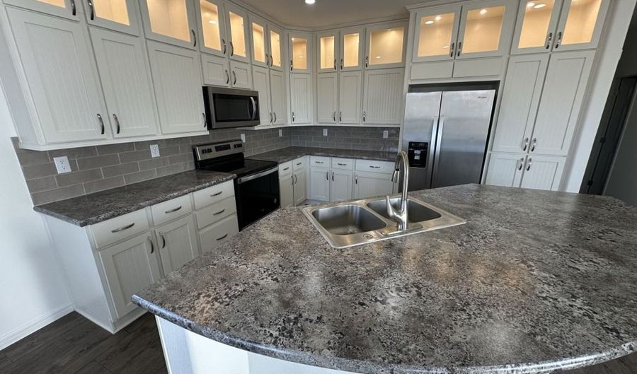 3301 S Goldfield Rd 5017, Apache Junction, AZ 85119 - 3 Beds, 2 Bath