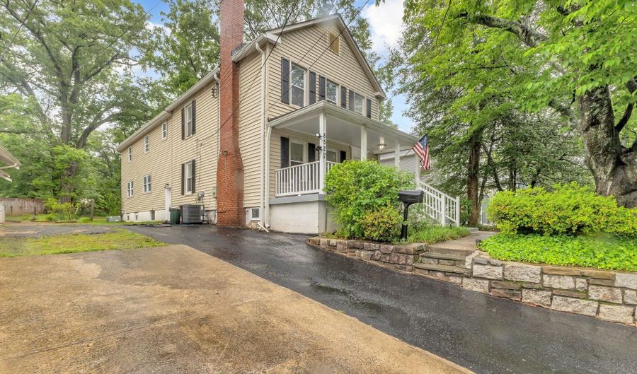 8527 58TH Ave, Berwyn Heights, MD 20740 - 7 Beds, 5 Bath