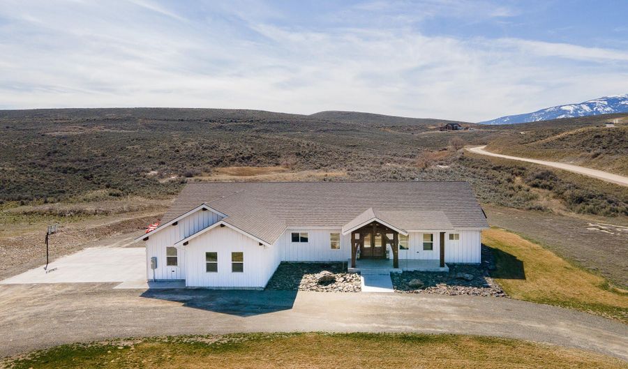 53 Black Hawk Dr, Carmen, ID 83462 - 5 Beds, 5 Bath