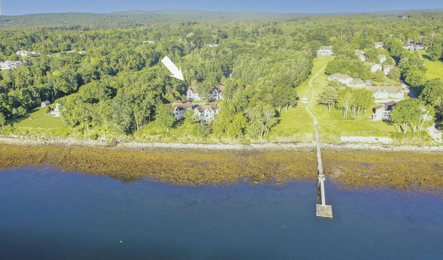 130 Bayside Dr, Belfast, ME 04915 - 3 Beds, 5 Bath