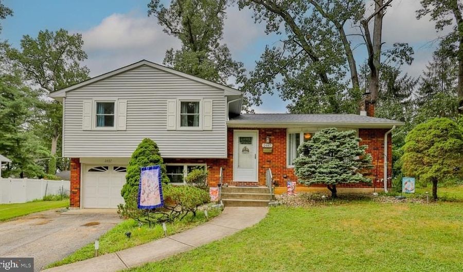 2487 S 6TH St, Allentown, PA 18103 - 3 Beds, 2 Bath