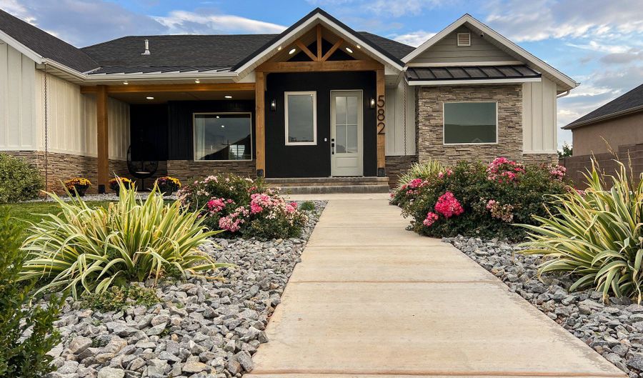 582 E 5020 N, Enoch, UT 84721 - 6 Beds, 2 Bath