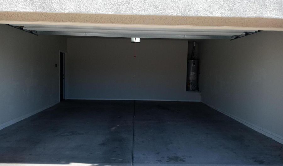 31009 W COLUMBUS Ave, Buckeye, AZ 85396 - 4 Beds, 2 Bath