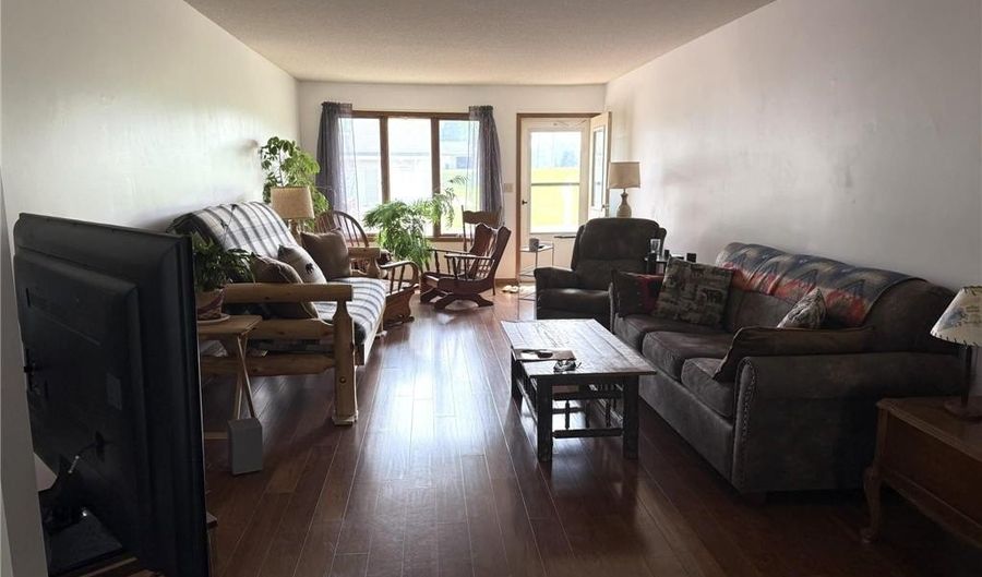 1432 Regency Ln, Albert Lea, MN 56007 - 2 Beds, 2 Bath