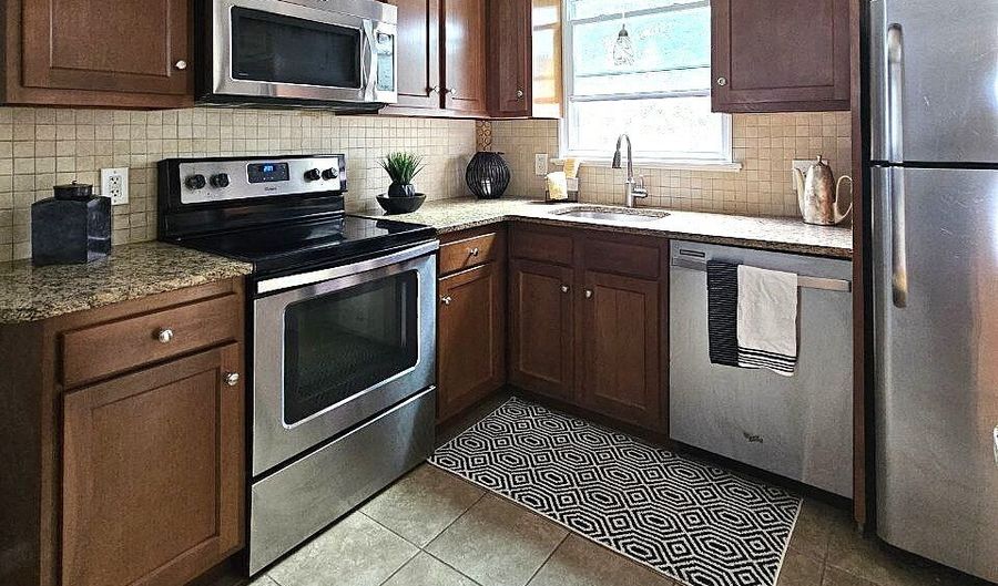 108 French St, Bristol, CT 06010 - 3 Beds, 1 Bath