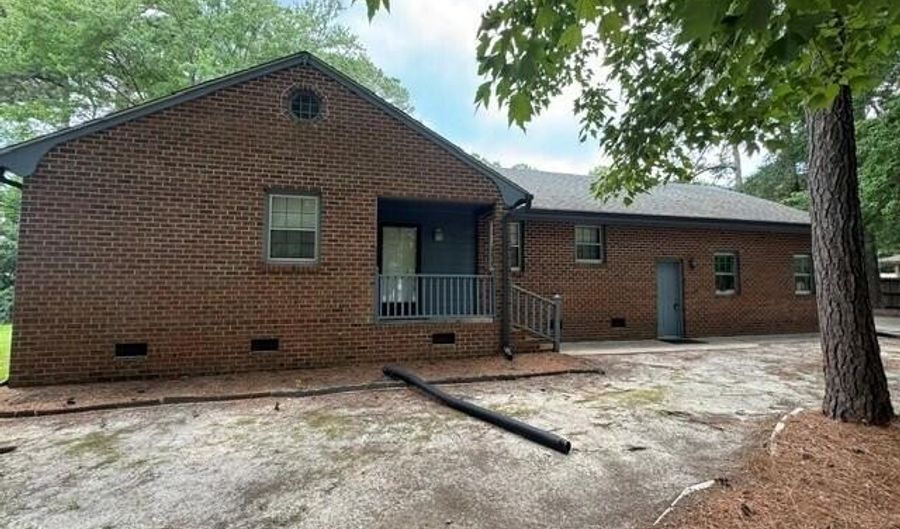 108 Matheson Dr, Ahoskie, NC 27910 - 2 Beds, 2 Bath