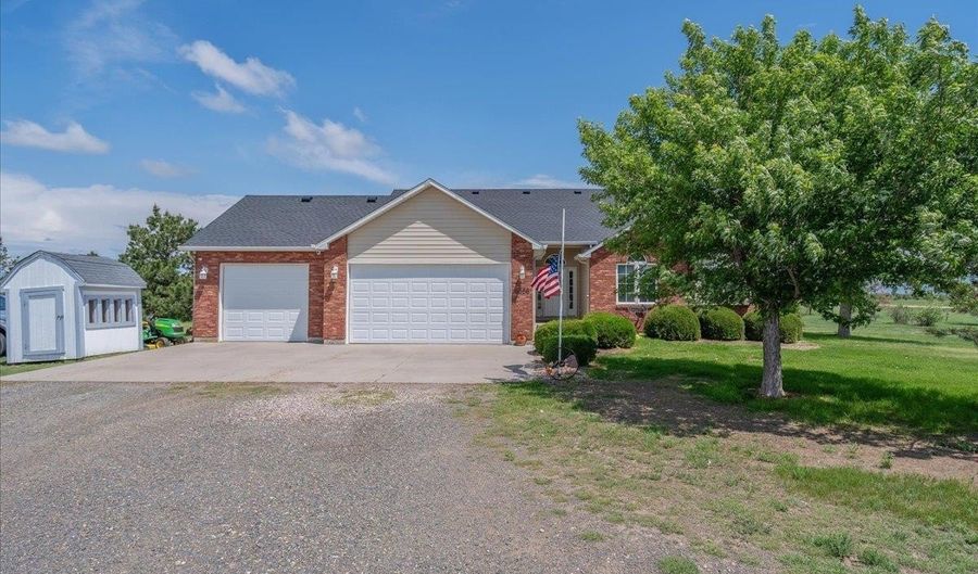 6866 SAYKALLY, Cheyenne, WY 82009 - 5 Beds, 3 Bath