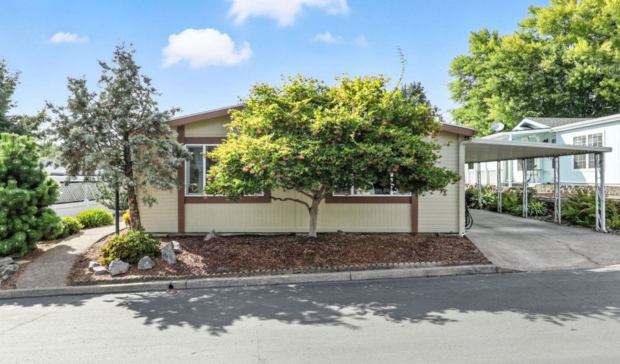 100 SW 195TH Ave 122, Beaverton, OR 97006 - 3 Beds, 2 Bath