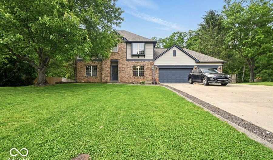 6396 Granny Smith Ln, Avon, IN 46123 - 4 Beds, 3 Bath