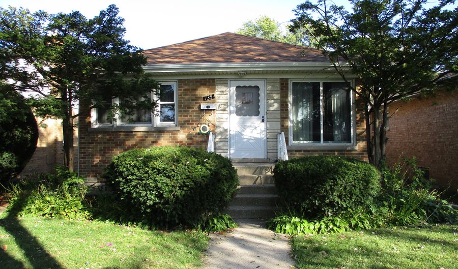 135 Frederick Ave, Bellwood, IL 60104 - 3 Beds, 3 Bath