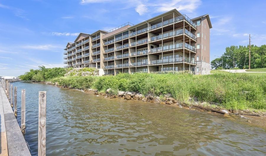 570 Linden Drive 309, Arnolds Park, IA 51331 - 4 Beds, 3 Bath