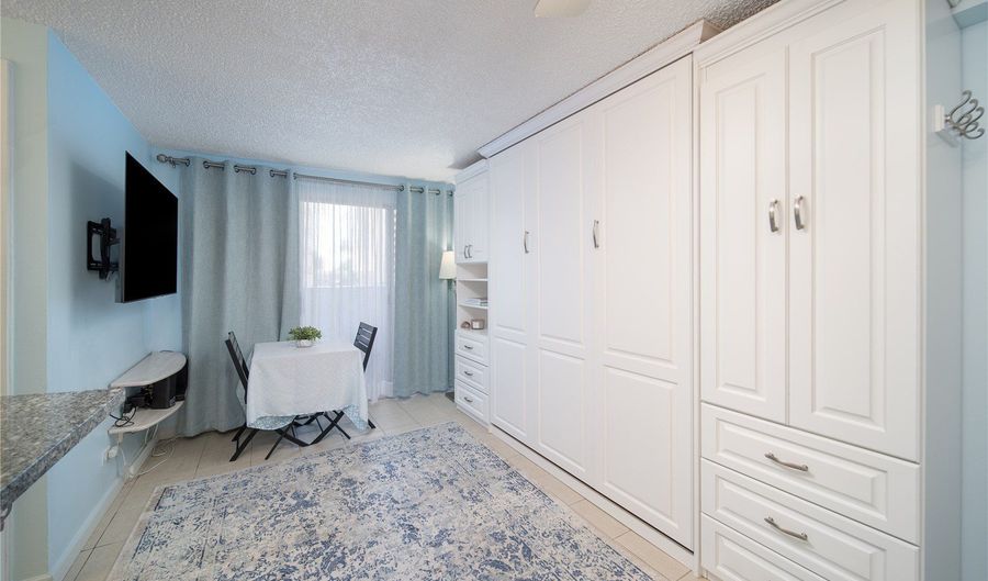 2463 Kuhio Ave 504, Honolulu, HI 96815 - 0 Beds, 1 Bath