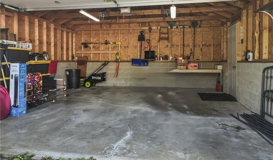 1601 Boundary St, Aliquippa, PA 15010 - 3 Beds, 2 Bath