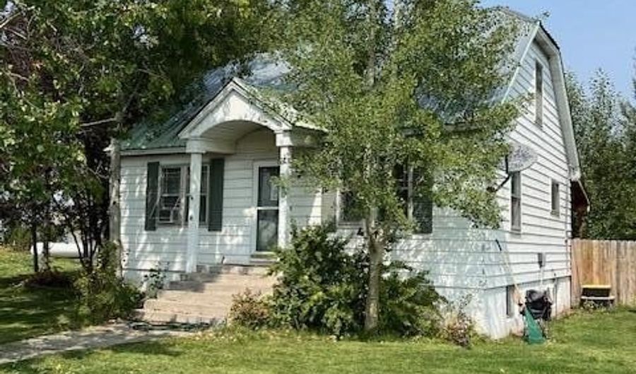 188 MAIN St, Auburn, WY 83111 - 3 Beds, null Bath