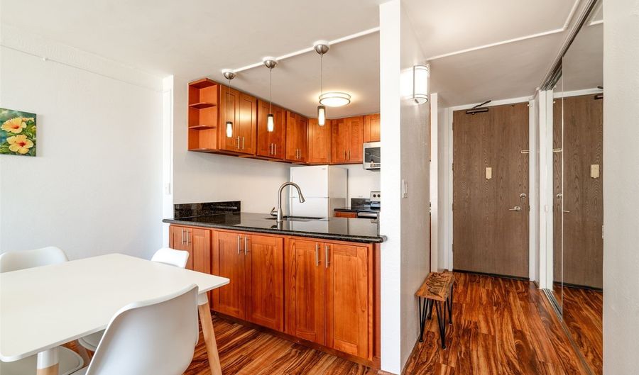 98-500 Koauka Loop 17H, Aiea, HI 96701 - 2 Beds, 1 Bath