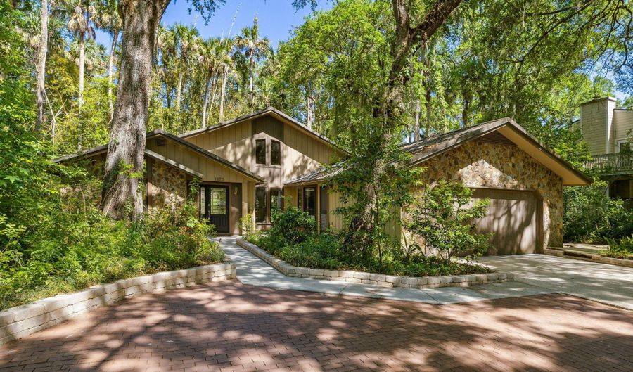 1875 LIVE OAK Ln, Atlantic Beach, FL 32233 - 3 Beds, 3 Bath