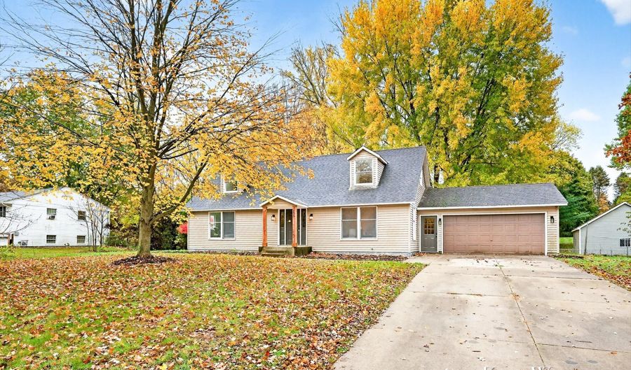 335 Thomas St, Allegan, MI 49010 - 4 Beds, null Bath