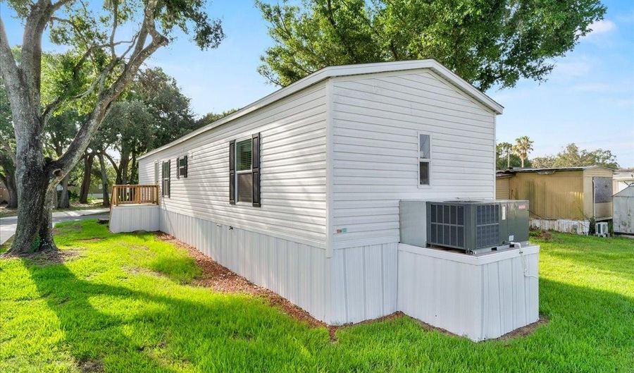 42 Tower Manor Dr 42, Auburndale, FL 33823 - 2 Beds, 2 Bath