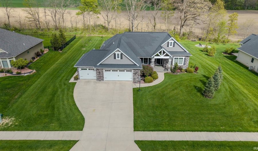18860 Roselle Cv, Auburn, IN 46706 - 4 Beds, 4 Bath