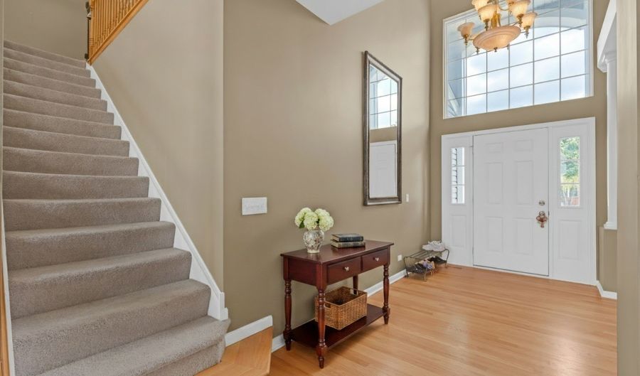 1470 Boulder Bluff Ln, Algonquin, IL 60102 - 4 Beds, 4 Bath