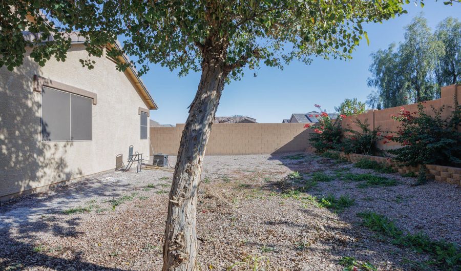 771 W FAIRLANE Ct, Casa Grande, AZ 85122 - 3 Beds, 2 Bath