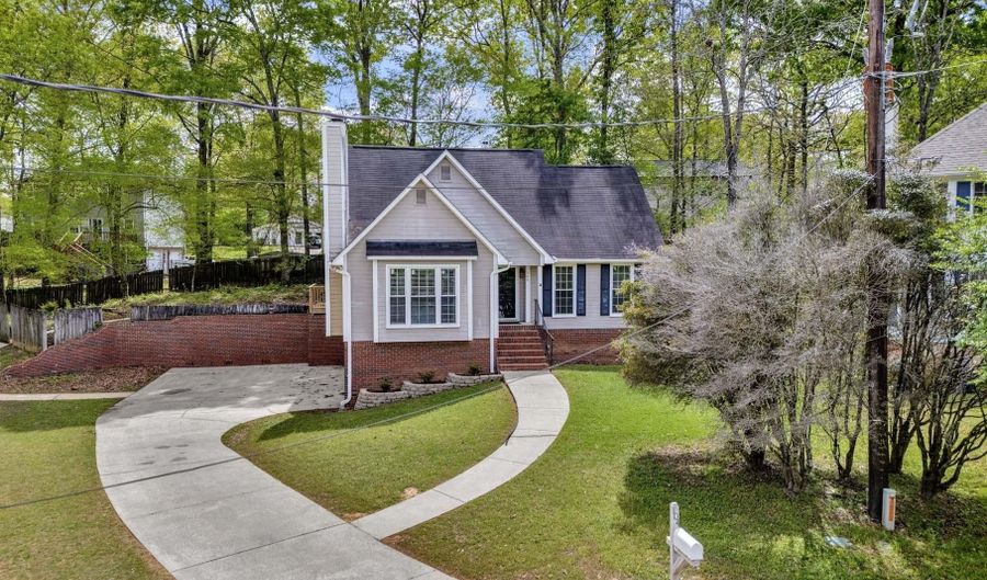 104 COMANCHE Cir, Alabaster, AL 35007 - 3 Beds, 2 Bath