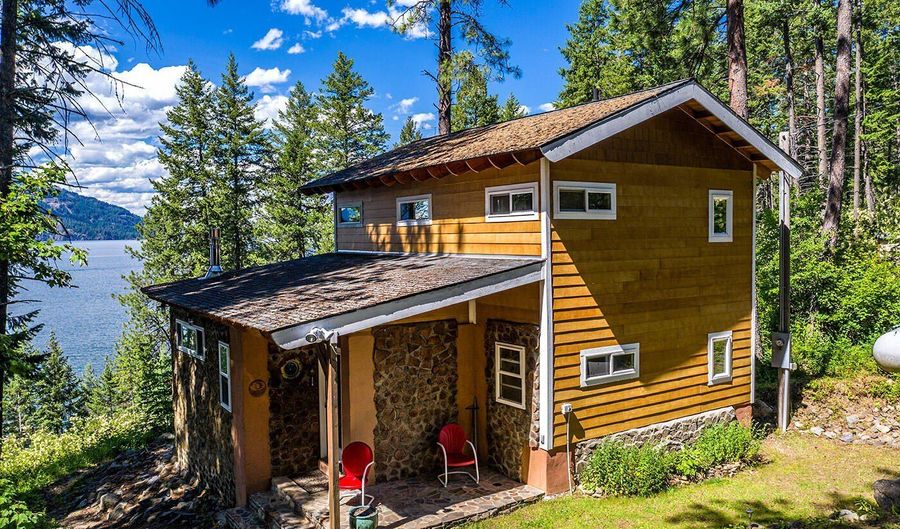812 Pine Cove Rd, Bayview, ID 83803 - 2 Beds, 2 Bath