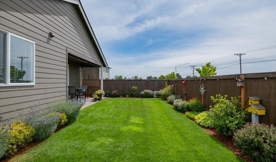 1654 NOLAN Ave, Albany, OR 97322 - 3 Beds, 2 Bath