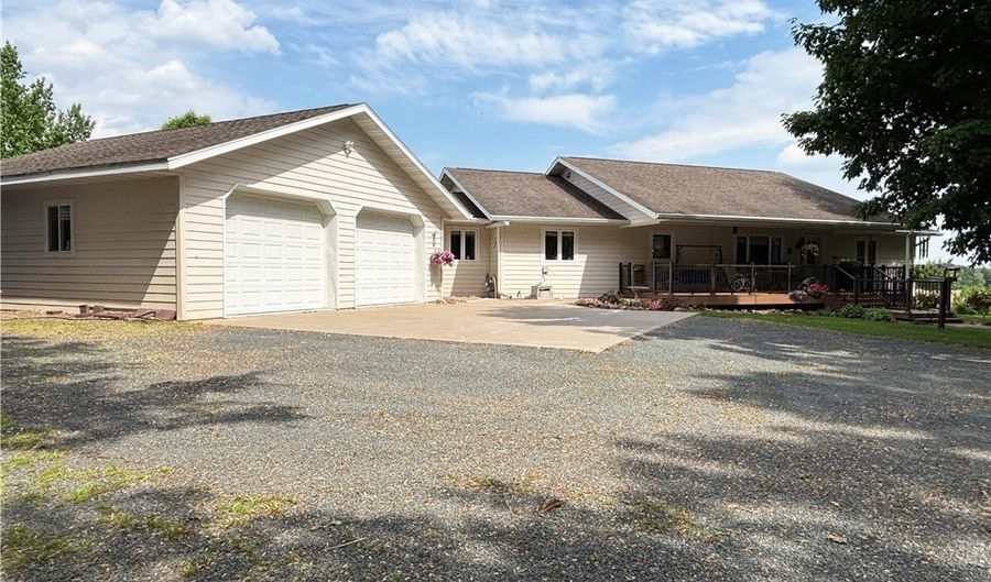 1199 6th St, Almena, WI 54805 - 4 Beds, 3 Bath