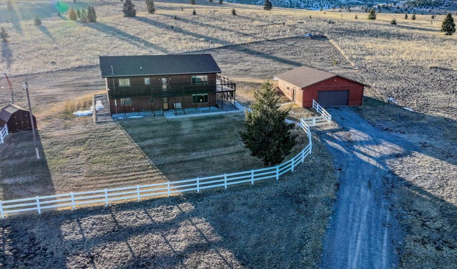3600 Fairmont Rd, Anaconda, MT 59711 - 4 Beds, 3 Bath