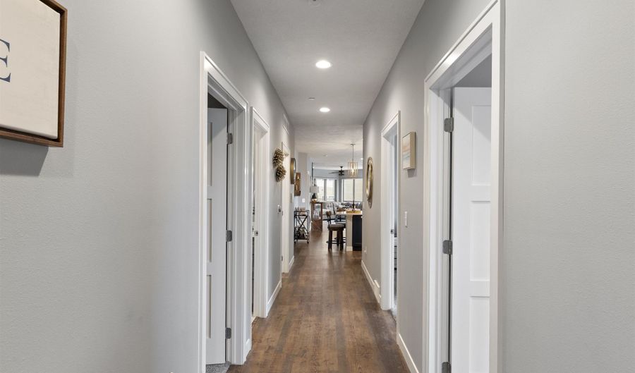 570 Linden Dr 316, Arnolds Park, IA 51331 - 4 Beds, 3 Bath