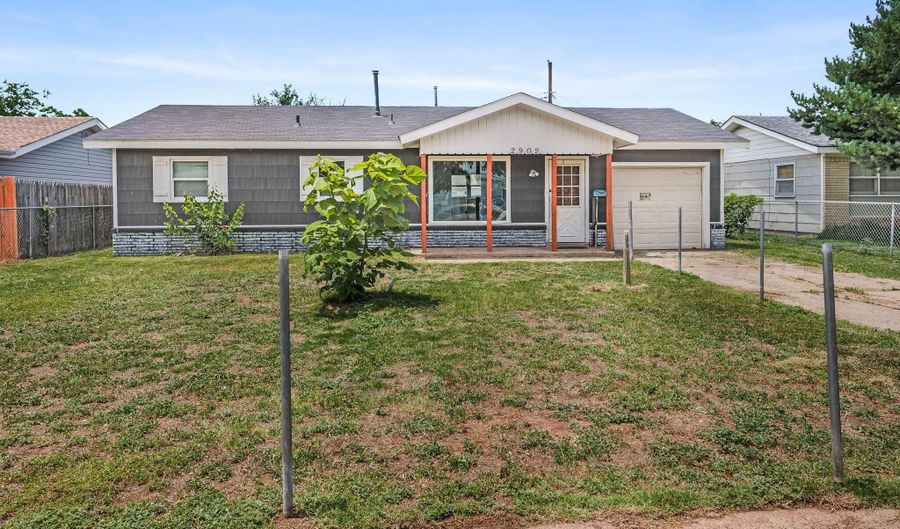 2902 PRYOR St, Amarillo, TX 79103 - 3 Beds, 1 Bath