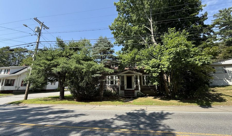 148 Sewall St, Augusta, ME 04330 - 4 Beds, 2 Bath