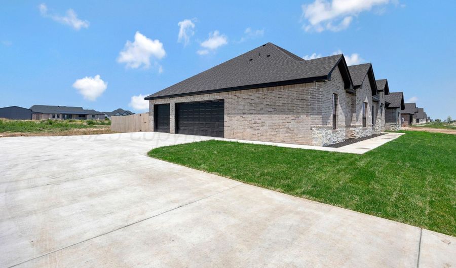 9920 JACOBS WELL Dr, Amarillo, TX 79119 - 4 Beds, 3 Bath