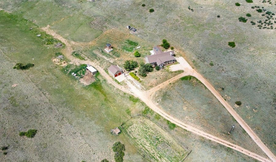 5821 W, Berthoud, CO 80513 - 5 Beds, 3 Bath