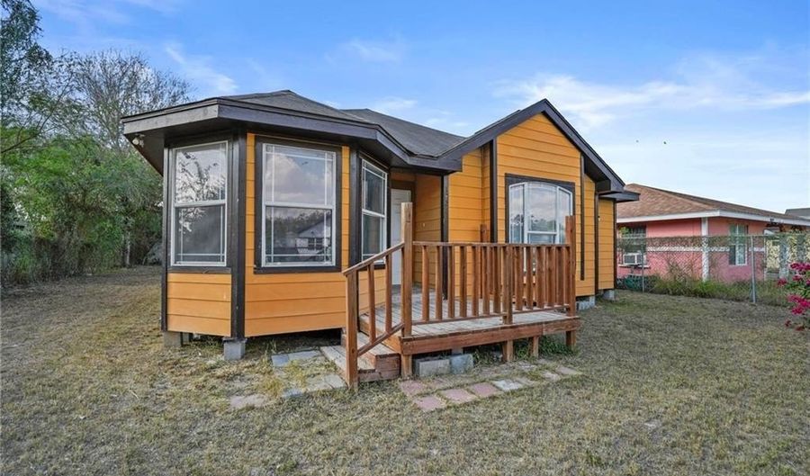 1823 N Oak St, Alton, TX 78573 - 2 Beds, 1 Bath
