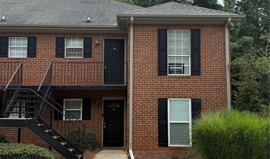 1055 Baxter 207, Athens, GA 30606 - 2 Beds, 2 Bath
