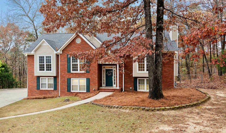 710 FOREST HILLS Trce, Alabaster, AL 35007 - 4 Beds, 3 Bath